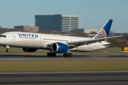 United Flight UA109 Diversion